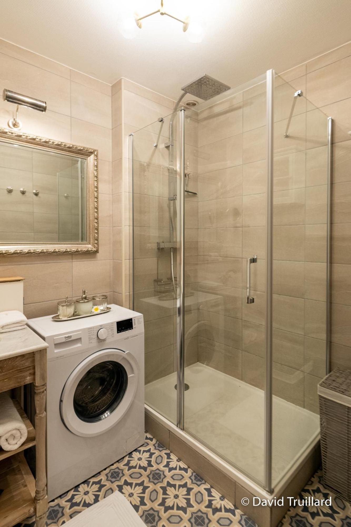 Suites Mana - Matahina Avec Vue Superbe Sur La Place Ducale Et Parking Prive Inclus Charleville-Mézières Eksteriør billede